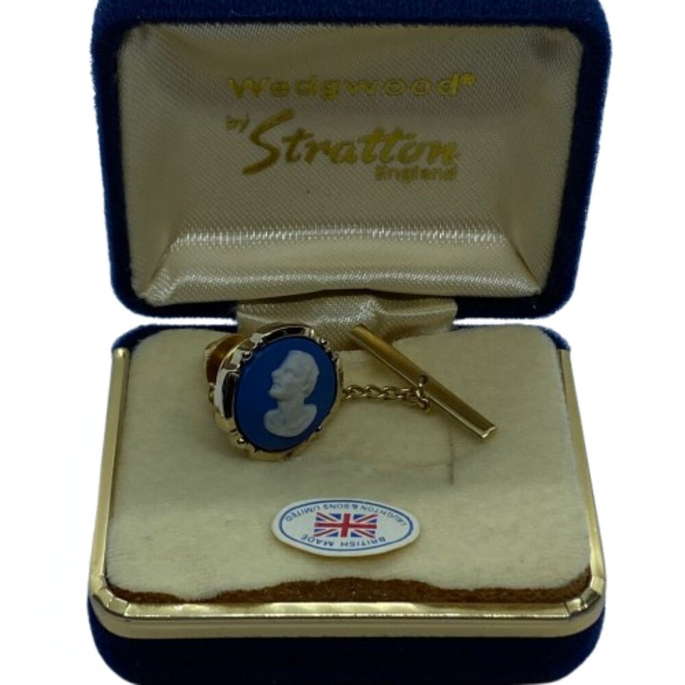 Wedgewood By Stratton Blue Cameo Profile Tie Tac Pin in Box